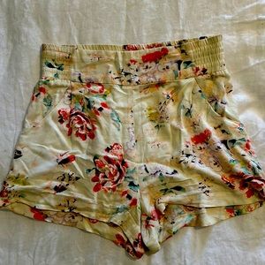 Talula shorts size S